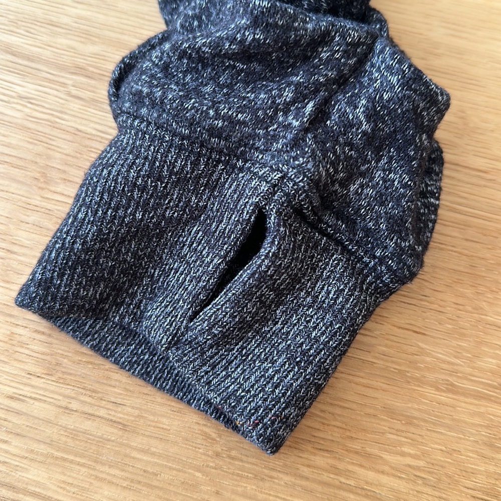 Zelle Girls Heathered Black & White Cropped Sweater with Ruched Sleeves.10-12 - Picture 2 of 4
